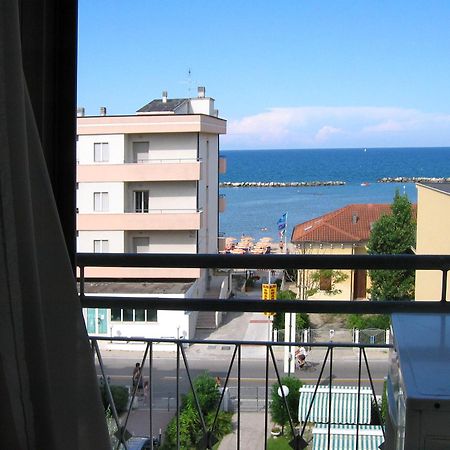 Hotel Olimpia ベラーリア・イジェア・マリーナ エクステリア 写真